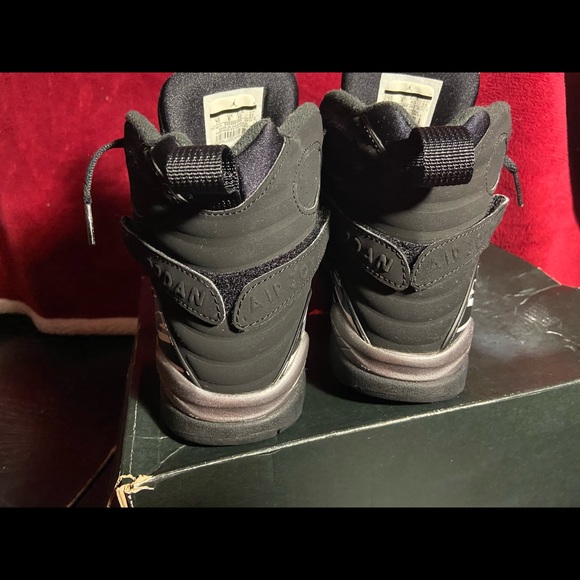 Jordan 8 Chrome - Picture 4 of 7